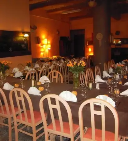 Restaurant La Source Restaurant Cadenet Repas Associatif